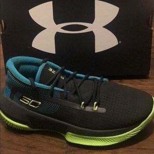 Under Armour Steph Curry 3Zero III - Boys Sz 2